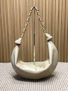 Saint Laurent Large Amalia Beige Lambskin Hobo Shoulder Bag Saint Laurent Large Amalia Beige Lambskin Hobo Shoulder Bag