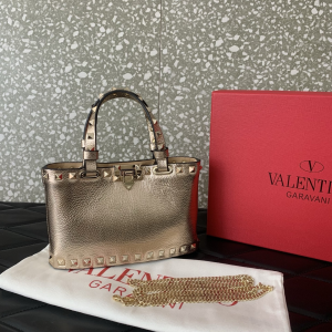 Valentino Rockstud Mini Chain Shoulder Shopping Bag Gold Grainy Calfskin Valentino Rockstud Mini Chain Shoulder Shopping Bag Gold Grainy Calfskin