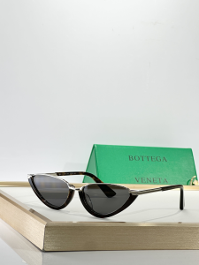Bottega Veneta Luxury Eyewear Sunglasses BV1346S Black Bottega Veneta Luxury Eyewear Sunglasses BV1346S Black