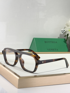 Bottega Veneta Luxury Eyewear Sunglasses BV1366 Brown Bottega Veneta Luxury Eyewear Sunglasses BV1366 Brown