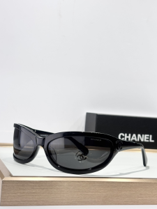 Chanel CC Mask Luxury Eyewear Sunglasses A71763 Black Chanel CC Mask Luxury Eyewear Sunglasses A71763 Black