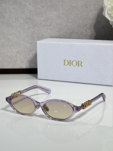 Dior Luxury Eyewear Sunglasses DiorTreasure R1F Purple Dior Luxury Eyewear Sunglasses DiorTreasure R1F Purple