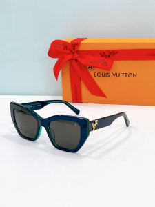 Louis Vuitton Luxury Eyewear Sunglasses Z1678 Blue Louis Vuitton Luxury Eyewear Sunglasses Z1678 Blue