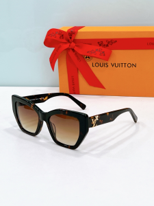 Louis Vuitton Luxury Eyewear Sunglasses Z1678 Brown Louis Vuitton Luxury Eyewear Sunglasses Z1678 Brown