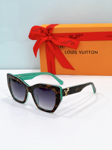 Louis Vuitton Luxury Eyewear Sunglasses Z1678 Brown Green Louis Vuitton Luxury Eyewear Sunglasses Z1678 Brown Green