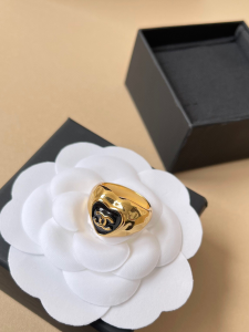 Chanel CC Heart Gold Metal Rings