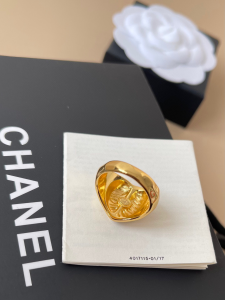 Chanel CC Heart Gold Metal Rings