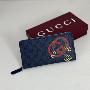 Gucci GG Zip Around Wallet with Print Dark Blue and Multicolor Soft GG Superme Canvas Gucci GG Zip Around Wallet with Print Dark Blue and Multicolor Soft GG Superme Canvas