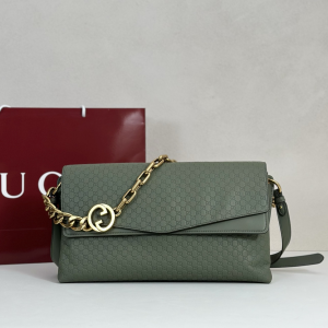 Gucci Large Shoulder Bag with Chain Green GG Embossed Leather Gucci Large Shoulder Bag with Chain Green GG Embossed Leather