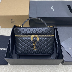Saint Laurent Gaby Small Vanity Case Zip Around Black Quilted Leather Shoulder Crossbody Bag Saint Laurent Gaby Small Vanity Case Zip Around Black Quilted Leather Shoulder Crossbody Bag