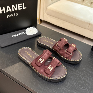 Chanel Crystal CC Red Suede Leather Flat Slides Sandals Chanel Crystal CC Red Suede Leather Flat Slides Sandals
