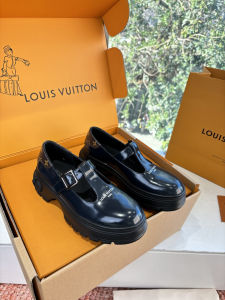 Louis Vuitton LV Checker Mary Jane Shoes Navy Calfskin Leather Louis Vuitton LV Checker Mary Jane Shoes Navy Calfskin Leather