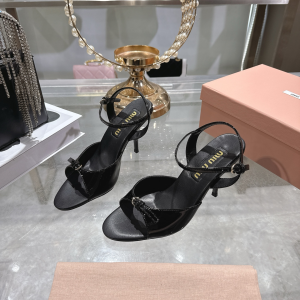 Miu Miu Mordore Patent Leather Sandals with Bow Black 85MM Miu Miu Mordore Patent Leather Sandals with Bow Black 85MM