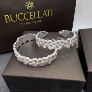Buccellati BLOSSOMS SILVER AND VERMEIL Cuff Bracelets WITH DIAMONDS Buccellati BLOSSOMS SILVER AND VERMEIL Cuff Bracelets WITH DIAMONDS