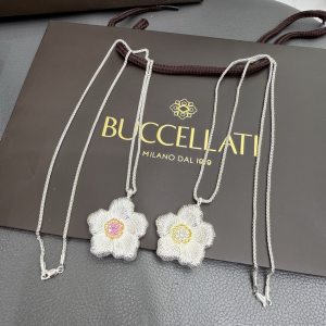 Buccellati BLOSSOMS SILVER AND VERMEIL PENDANT Necklaces WITH DIAMONDS Buccellati BLOSSOMS SILVER AND VERMEIL PENDANT Necklaces WITH DIAMONDS