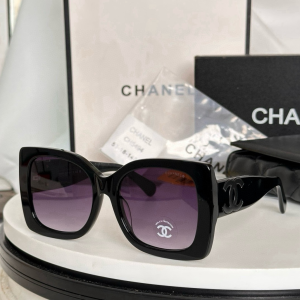 Chanel CC Logo Luxury Eyewear Sunglasses CH5494 Blue Black Chanel CC Logo Luxury Eyewear Sunglasses CH5494 Blue Black