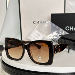 Chanel CC Logo Luxury Eyewear Sunglasses CH5494 Brown Chanel CC Logo Luxury Eyewear Sunglasses CH5494 Brown