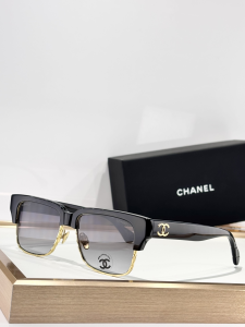 Chanel CC Logo Luxury Eyewear Sunglasses CH5558 Black Chanel CC Logo Luxury Eyewear Sunglasses CH5558 Black