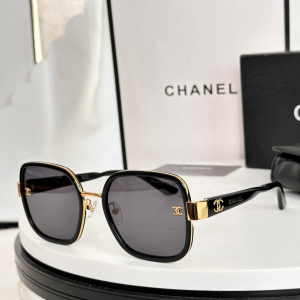 Chanel CC Oval Luxury Eyewear Sunglasses CH5489H Black Chanel CC Oval Luxury Eyewear Sunglasses CH5489H Black