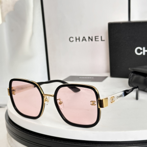 Chanel CC Oval Luxury Eyewear Sunglasses CH5489H Pink Black Chanel CC Oval Luxury Eyewear Sunglasses CH5489H Pink Black