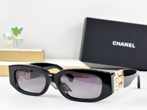 Chanel Luxury Eyewear Sunglasses CH5544 Black Chanel Luxury Eyewear Sunglasses CH5544 Black