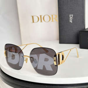 Dior Luxury Eyewear Sunglasses 30 Montaigne S8U Gray Dior Luxury Eyewear Sunglasses 30 Montaigne S8U Gray