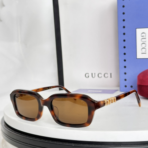 Gucci Luxury Eyewear Sunglasses GG2152S Brown Gucci Luxury Eyewear Sunglasses GG2152S Brown