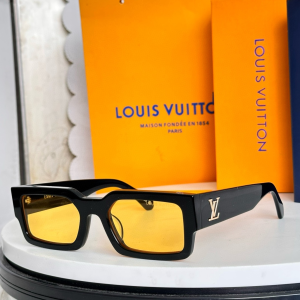 Louis Vuitton LV Clash Square Luxury Eyewear Sunglasses Z1910E Yellow Black Louis Vuitton LV Clash Square Luxury Eyewear Sunglasses Z1910E Yellow Black
