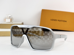 Louis Vuitton LV Monogram Mask Luxury Eyewear Sunglasses Z3101U Silver Louis Vuitton LV Monogram Mask Luxury Eyewear Sunglasses Z3101U Silver