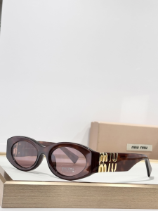 Miu Miu Logo Luxury Eyewear Sunglasses SMU11WS Red Miu Miu Logo Luxury Eyewear Sunglasses SMU11WS Red