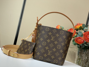 Louis Vuitton All In BB Monogram Bucket Shoulder Crossbody Bag Louis Vuitton All In BB Monogram Bucket Shoulder Crossbody Bag