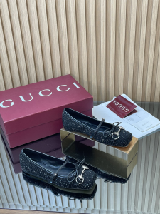 Gucci Crystal Horsebit Mary Jane Ballet Flat Black Suede Leather Gucci Crystal Horsebit Mary Jane Ballet Flat Black Suede Leather