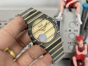 Piaget Polo 79 Watch Black Yellow Gold Piaget Polo 79 Watch Black Yellow Gold