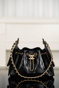 Chanel Vip 25 Mini Bucket Hobo Shoulder Bag Black Shiny Calfskin Leather Chanel Vip 25 Mini Bucket Hobo Shoulder Bag Black Shiny Calfskin Leather