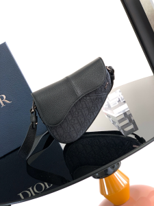 Dior Mini Saddle Shoulder Bag Black Grained Calfskin and Dior Oblique Jacquard Dior Mini Saddle Shoulder Bag Black Grained Calfskin and Dior Oblique Jacquard