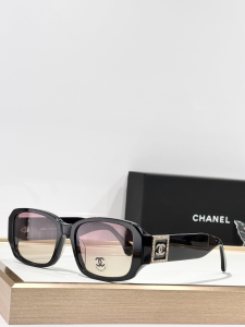 Chanel CC Logo Luxury Eyewear Sunglasses CH4366 Black Chanel CC Logo Luxury Eyewear Sunglasses CH4366 Black