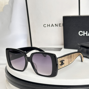 Chanel CC Logo Luxury Eyewear Sunglasses CH9127 Black Chanel CC Logo Luxury Eyewear Sunglasses CH9127 Black