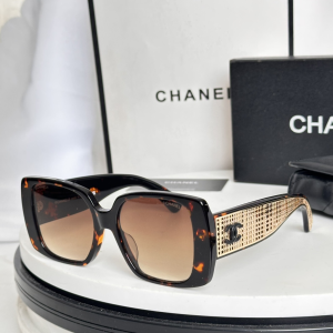 Chanel CC Logo Luxury Eyewear Sunglasses CH9127 Brown Chanel CC Logo Luxury Eyewear Sunglasses CH9127 Brown