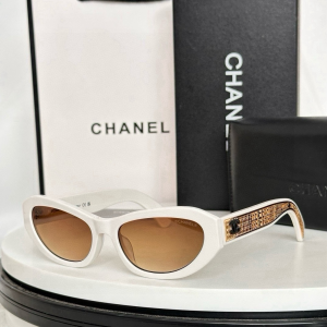 Chanel CC Logo Luxury Eyewear Sunglasses CH9132 White Chanel CC Logo Luxury Eyewear Sunglasses CH9132 White