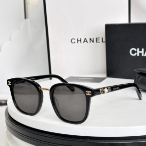 Chanel CC Luxury Eyewear Sunglasses CH8822 Black Chanel CC Luxury Eyewear Sunglasses CH8822 Black
