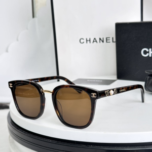 Chanel CC Luxury Eyewear Sunglasses CH8822 Brown Chanel CC Luxury Eyewear Sunglasses CH8822 Brown
