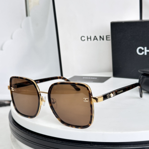 Chanel CC Luxury Eyewear Sunglasses CH8823 Brown Chanel CC Luxury Eyewear Sunglasses CH8823 Brown