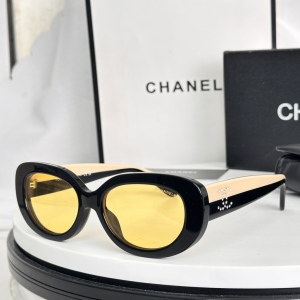 Chanel CC Luxury Eyewear Sunglasses CH9323 Yellow Black Chanel CC Luxury Eyewear Sunglasses CH9323 Yellow Black