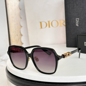 Dior Luxury Eyewear Sunglasses DiorTreasureS1F Black Dior Luxury Eyewear Sunglasses DiorTreasureS1F Black