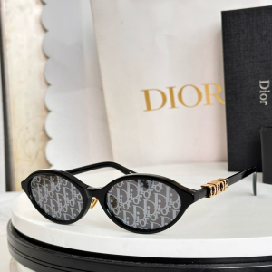 Dior Oval Luxury Eyewear Sunglasses DiorTreasureR1F Black Dior Oval Luxury Eyewear Sunglasses DiorTreasureR1F Black