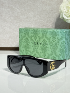 Gucci Double G Luxury Eyewear Sunglasses GG1950S Black Gucci Double G Luxury Eyewear Sunglasses GG1950S Black