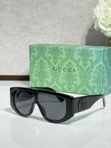 Gucci Double G Luxury Eyewear Sunglasses GG1950S Black Gucci Double G Luxury Eyewear Sunglasses GG1950S Black