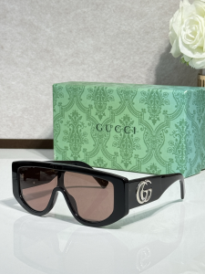 Gucci Double G Luxury Eyewear Sunglasses GG1950S Black Gucci Double G Luxury Eyewear Sunglasses GG1950S Black