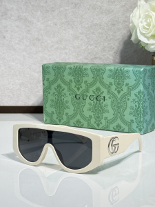Gucci Double G Luxury Eyewear Sunglasses GG1950S Black White Gucci Double G Luxury Eyewear Sunglasses GG1950S Black White
