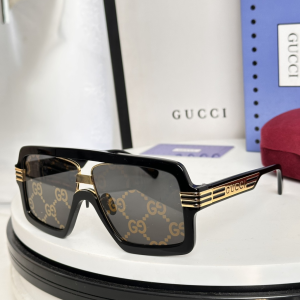 Gucci Mask Luxury Eyewear Sunglasses GG0900S Black Gucci Mask Luxury Eyewear Sunglasses GG0900S Black